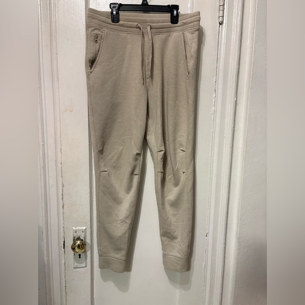 GAP Men's Light Tan Joggers